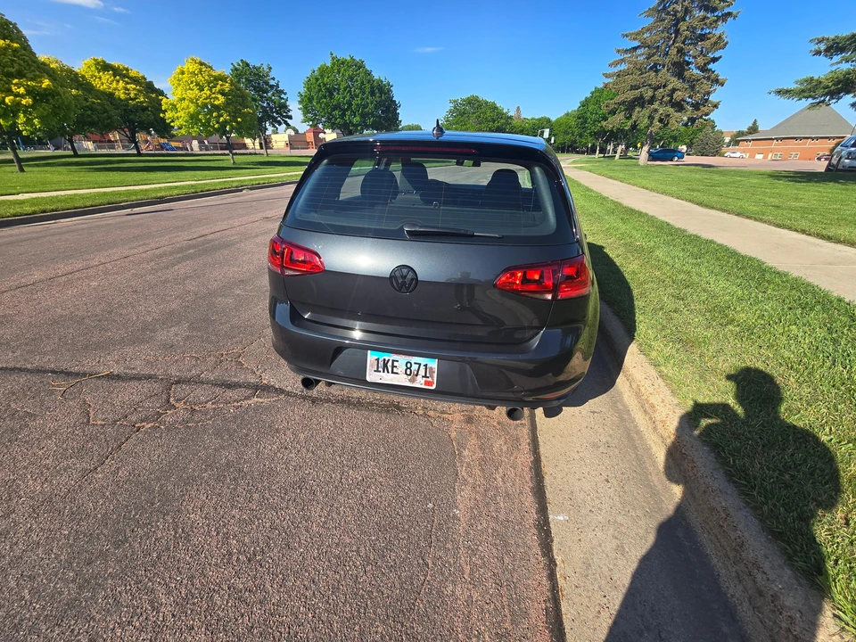 2017 Volkswagen GTI Mk7 - Image 21 of 31