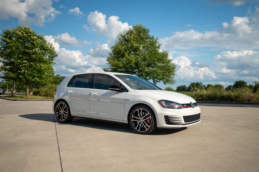 2017 Volkswagen GTI Mk7 - Image 9 of 31