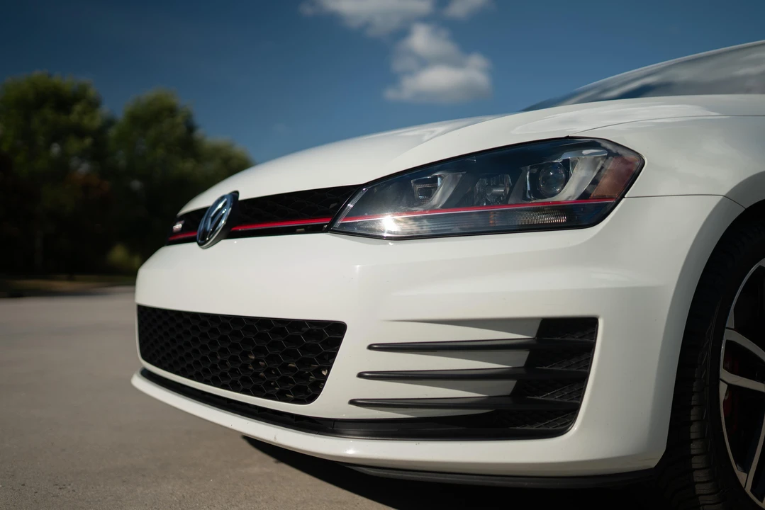 2017 Volkswagen GTI Mk7 - Image 14 of 31