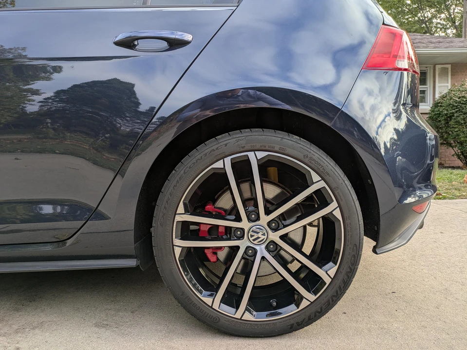 2017 Volkswagen GTI Mk7 - Image 24 of 31