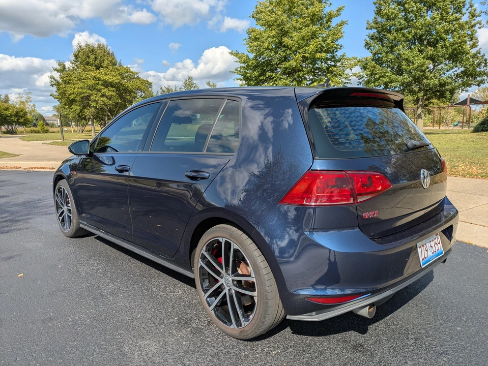 2017 Volkswagen GTI Mk7 - Image 10 of 31