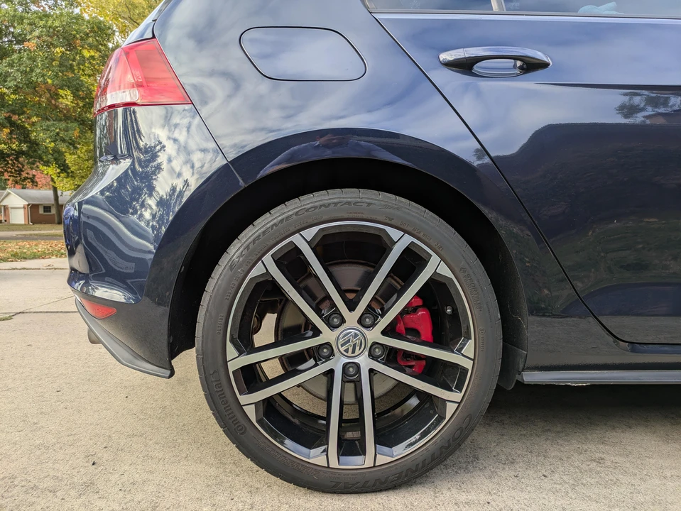 2017 Volkswagen GTI Mk7 - Image 25 of 31