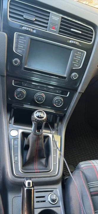 2017 Volkswagen GTI Mk7 - Image 6 of 6