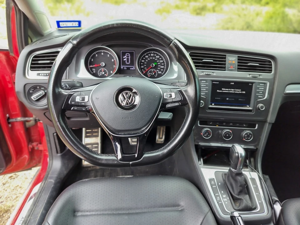 2017 Volkswagen Golf Mk7 - Image 4 of 9