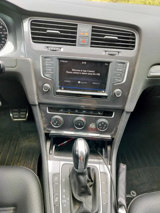 2017 Volkswagen Golf Mk7 - Image 8 of 9