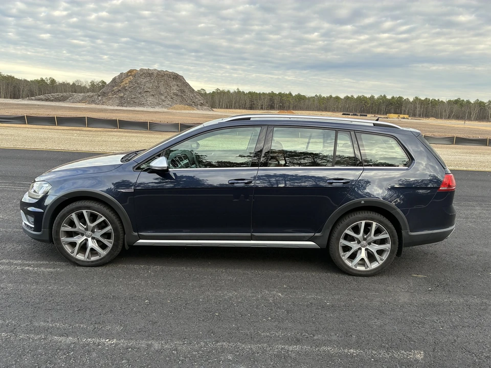 2017 Volkswagen Golf Mk7 - Image 8 of 21