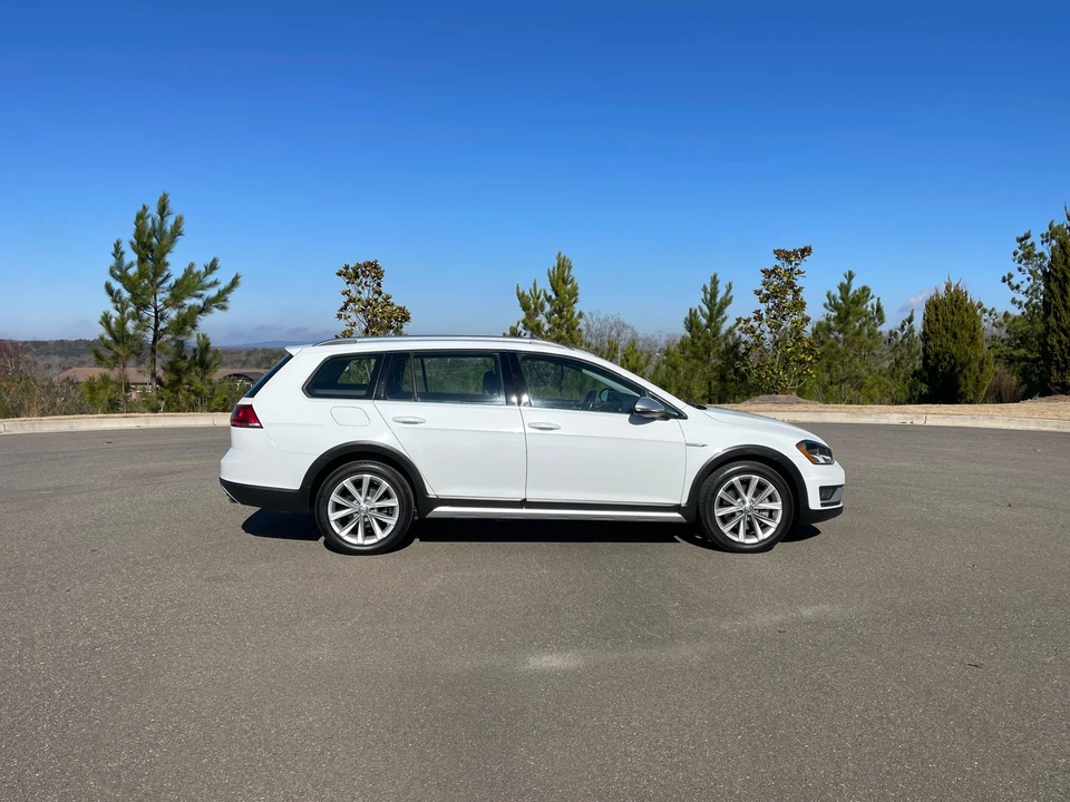 2017 Volkswagen Golf Mk7 - Image 13 of 31