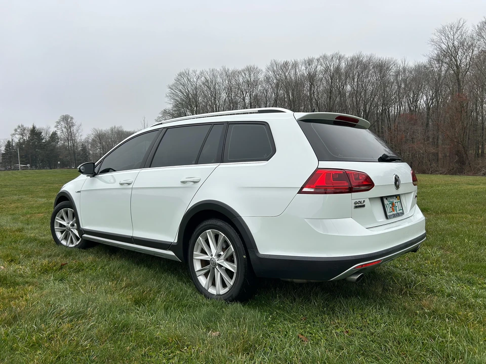 2017 Volkswagen Golf Mk7 - Image 10 of 31