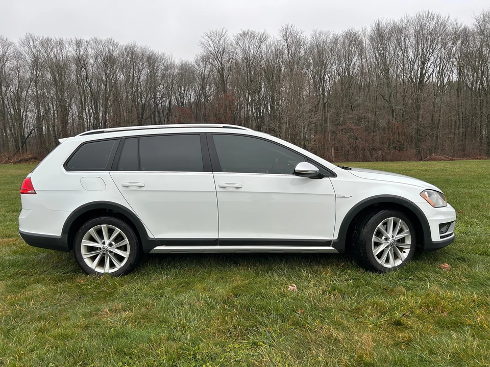 2017 Volkswagen Golf Mk7 - Image 11 of 31