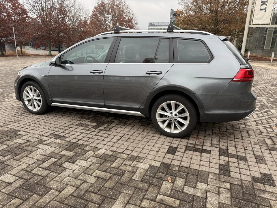 2017 Volkswagen Golf Mk7 - Image 7 of 31