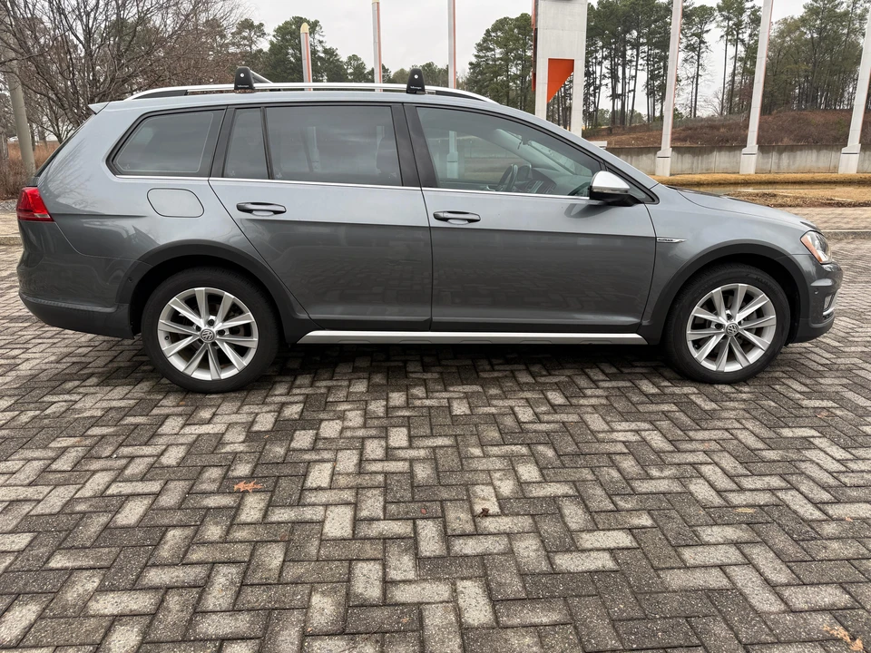 2017 Volkswagen Golf Mk7 - Image 17 of 31
