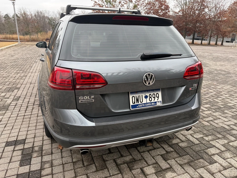 2017 Volkswagen Golf Mk7 - Image 10 of 31