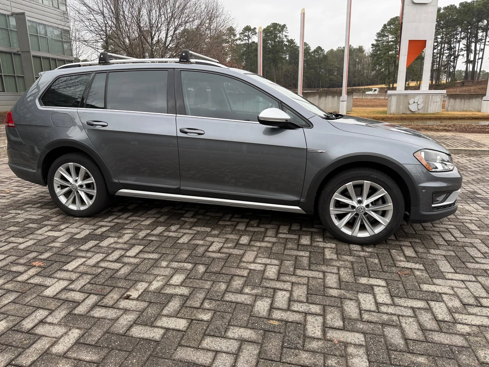 2017 Volkswagen Golf Mk7 - Image 18 of 31