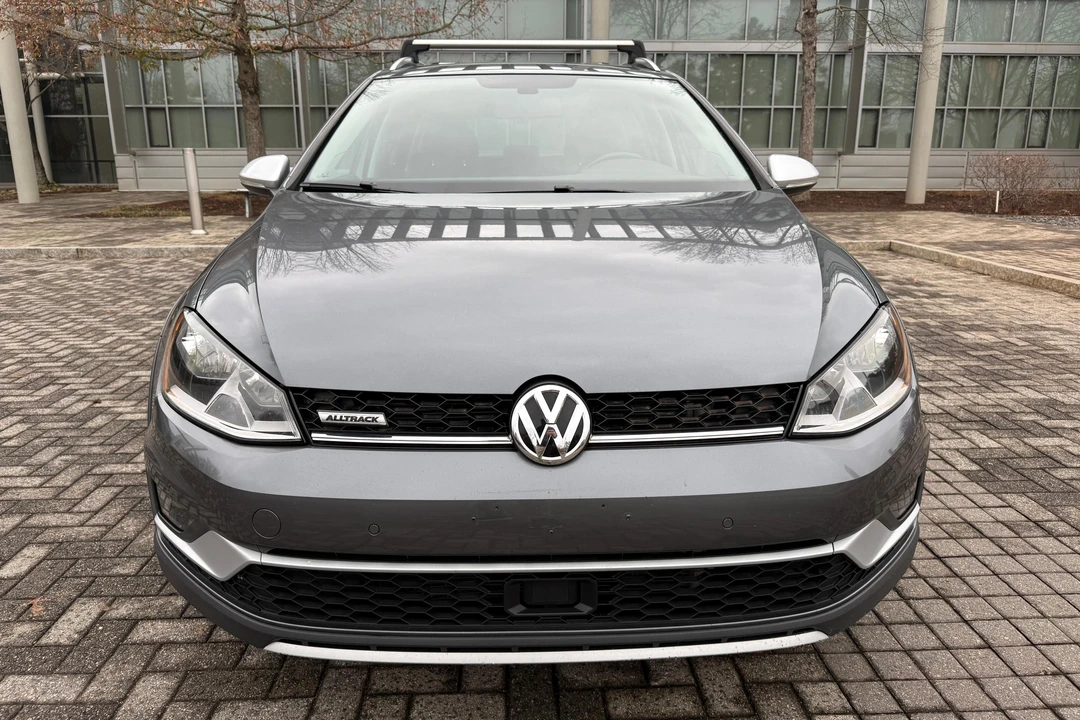 2017 Volkswagen Golf Mk7 - Image 2 of 31