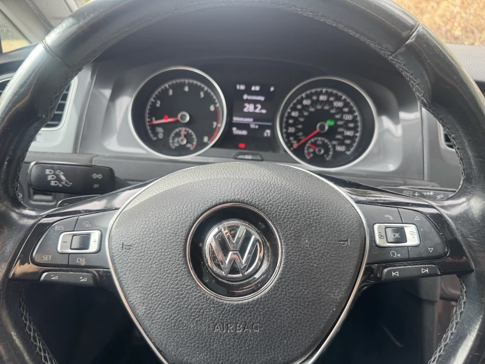 2017 Volkswagen Golf Mk7 - Image 11 of 18