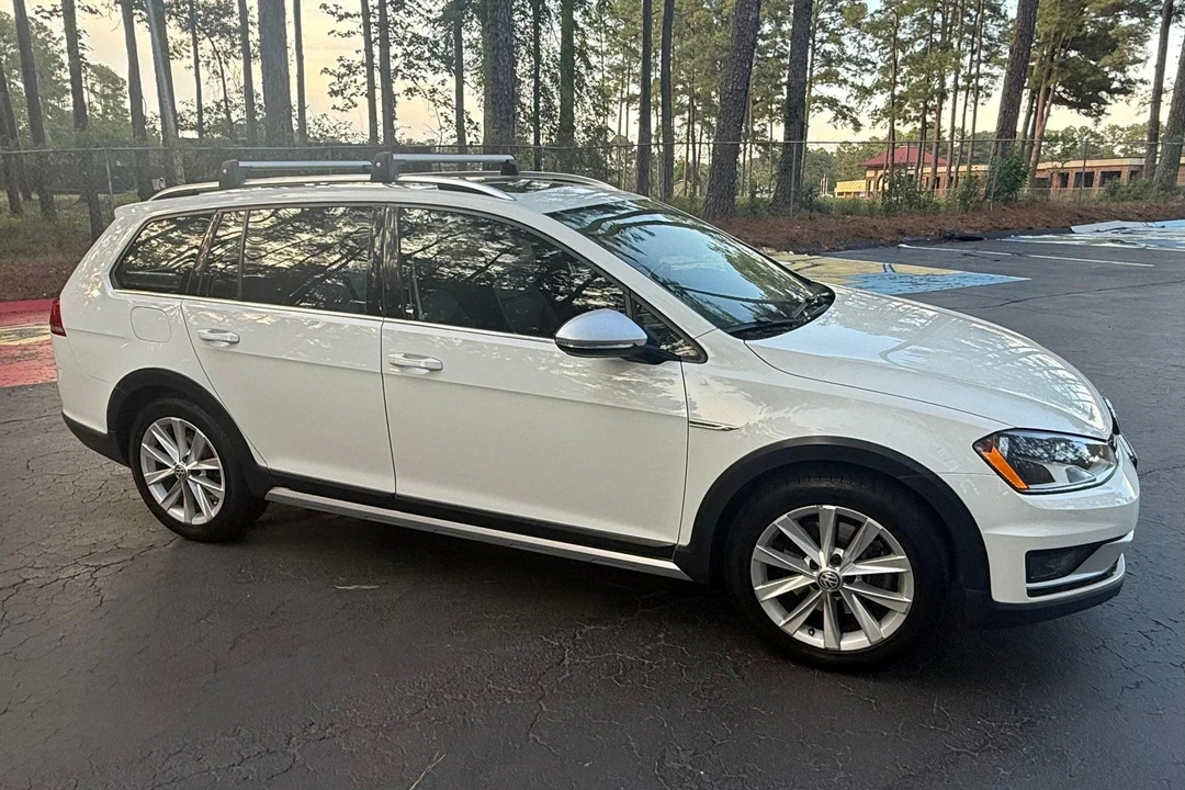 2017 Volkswagen Golf Mk7 - Image 3 of 31