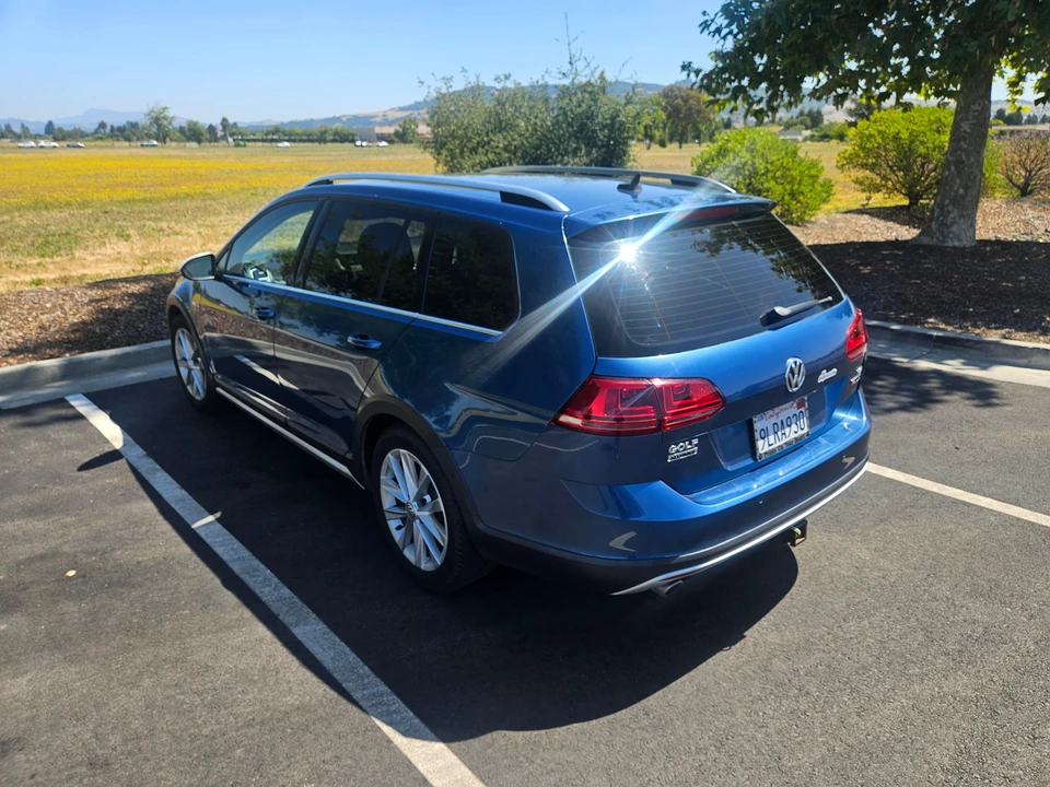 2017 Volkswagen Golf Mk7 - Image 8 of 31