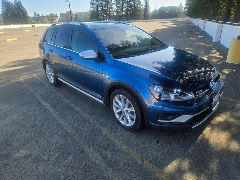 2017 Volkswagen Golf Mk7 - Image 11 of 31