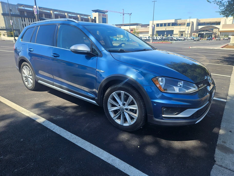 2017 Volkswagen Golf Mk7 - Image 10 of 31