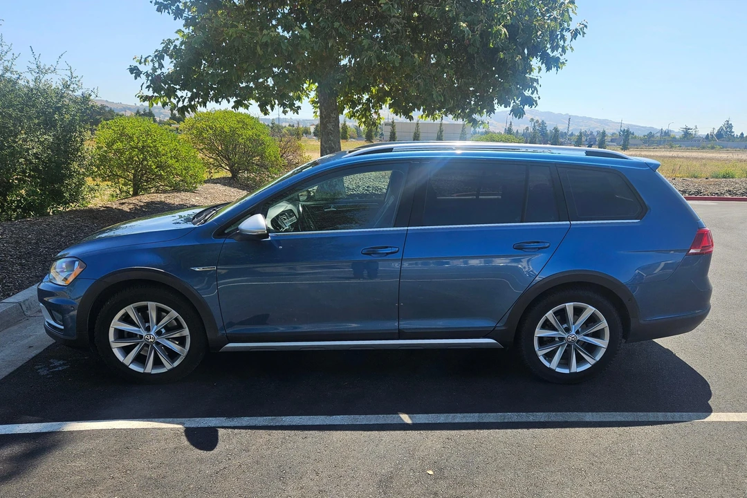2017 Volkswagen Golf Mk7 - Image 3 of 31