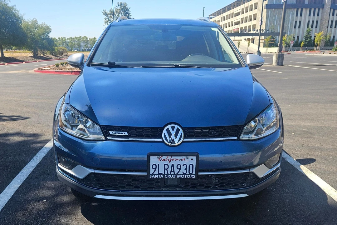 2017 Volkswagen Golf Mk7 - Image 2 of 31