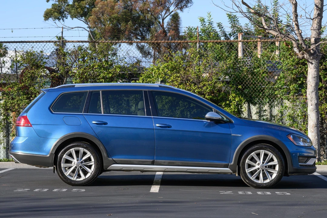 2017 Volkswagen Golf Mk7 - Image 3 of 31