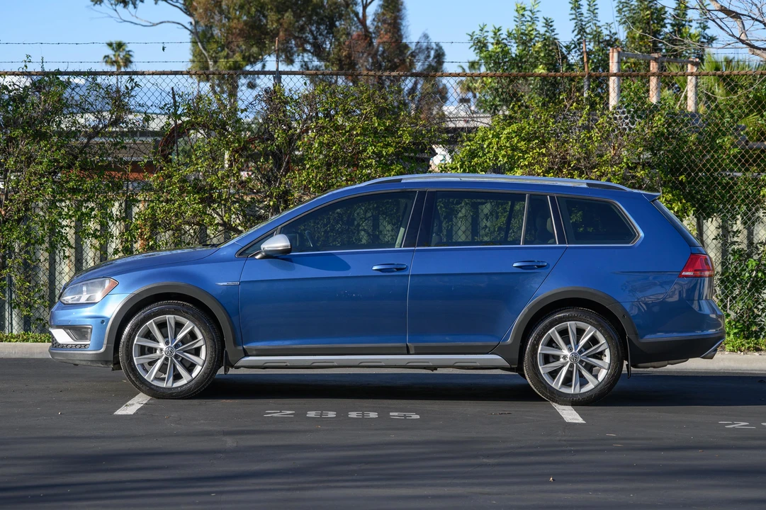 2017 Volkswagen Golf Mk7 - Image 8 of 31