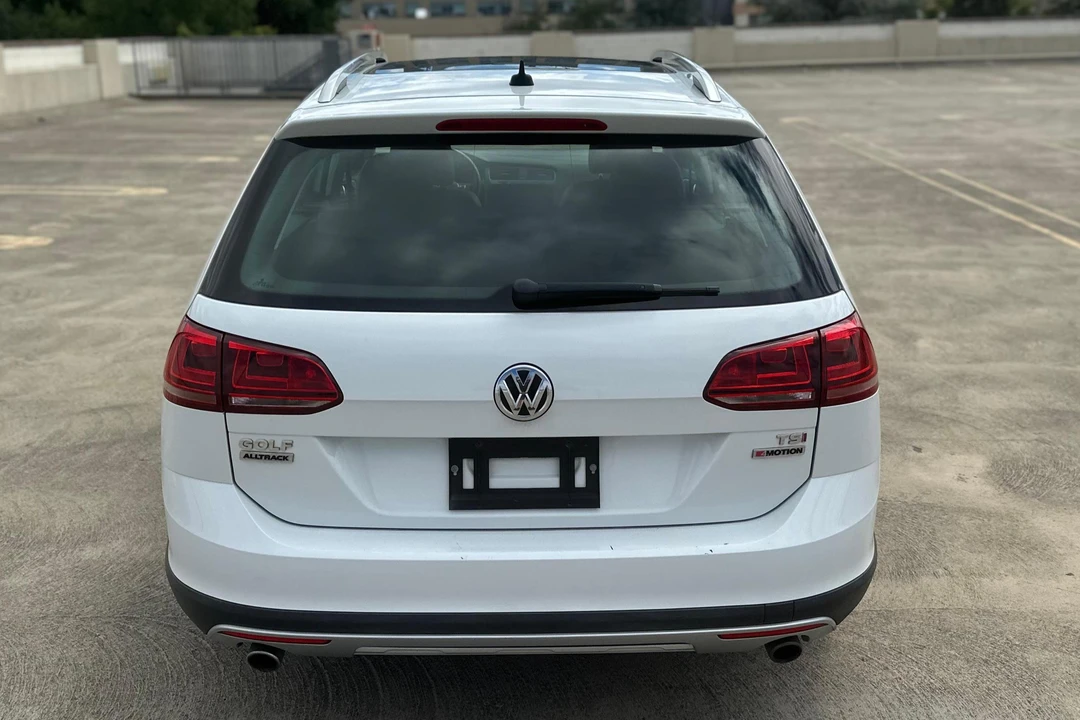2017 Volkswagen Golf Mk7 - Image 5 of 31