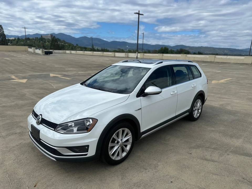 2017 Volkswagen Golf Mk7 - Image 9 of 31