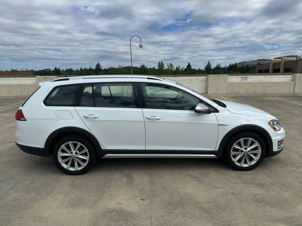 2017 Volkswagen Golf Mk7 - Image 15 of 31