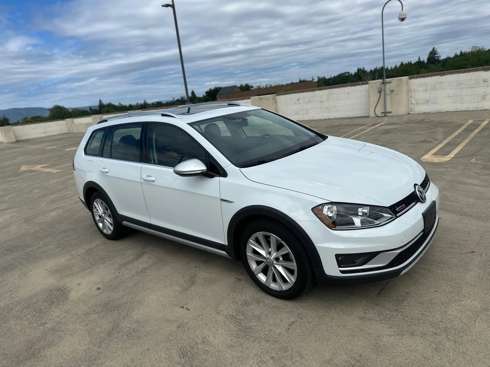 2017 Volkswagen Golf Mk7 - Image 16 of 31