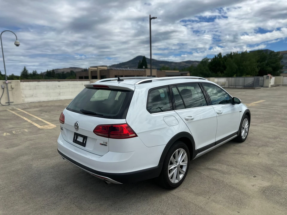 2017 Volkswagen Golf Mk7 - Image 14 of 31