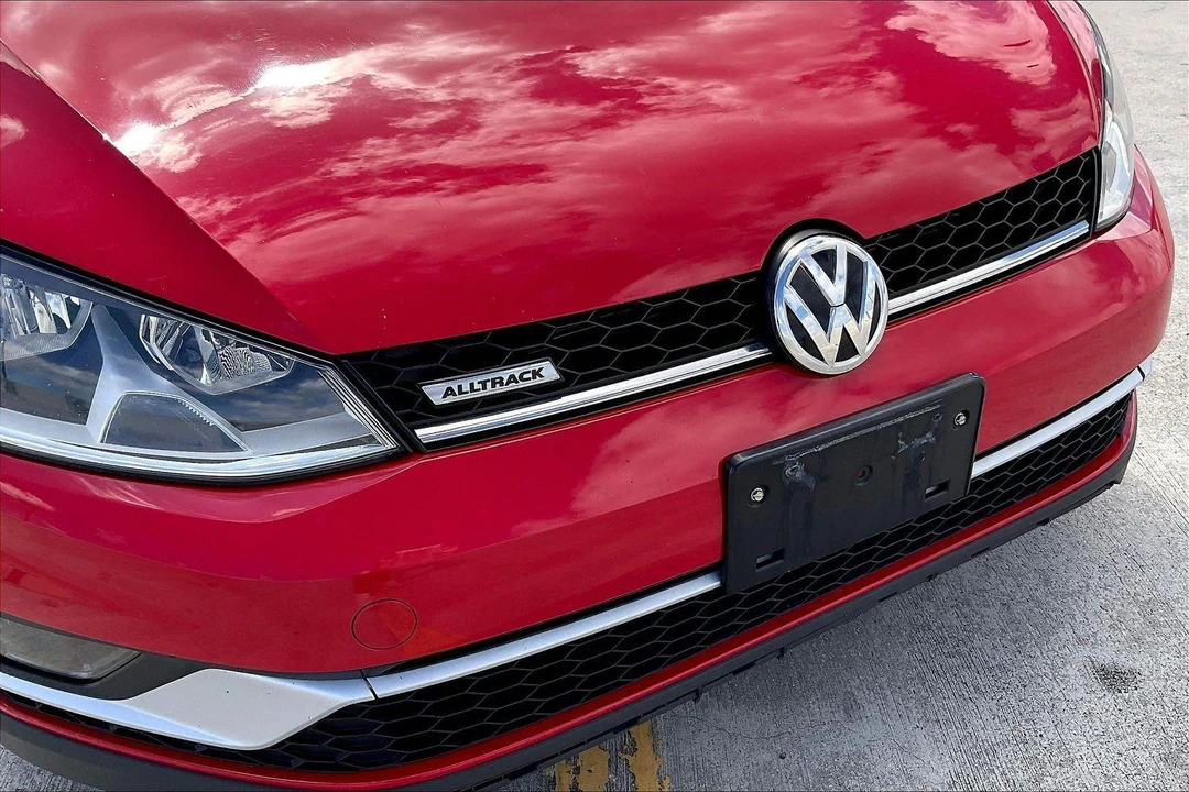 2017 Volkswagen Golf Mk7 - Image 11 of 31