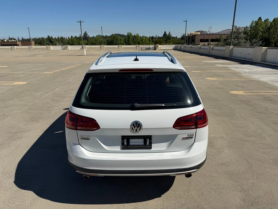 2017 Volkswagen Golf Mk7 - Image 14 of 31