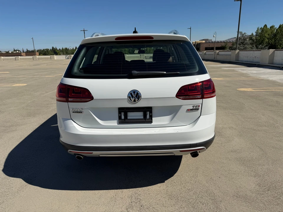 2017 Volkswagen Golf Mk7 - Image 17 of 31