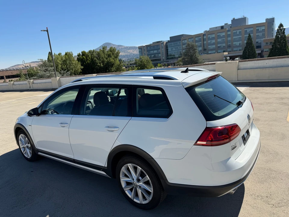 2017 Volkswagen Golf Mk7 - Image 12 of 31
