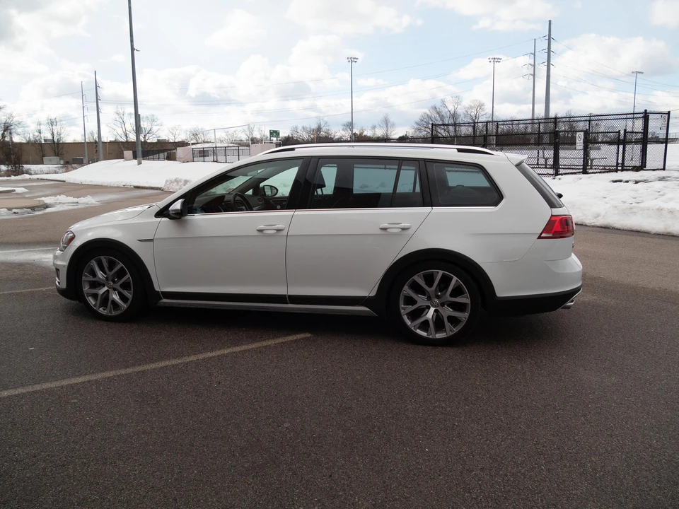2017 Volkswagen Golf Mk7 - Image 13 of 31
