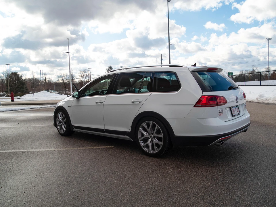 2017 Volkswagen Golf Mk7 - Image 14 of 31