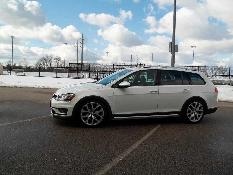 2017 Volkswagen Golf Mk7 - Image 12 of 31