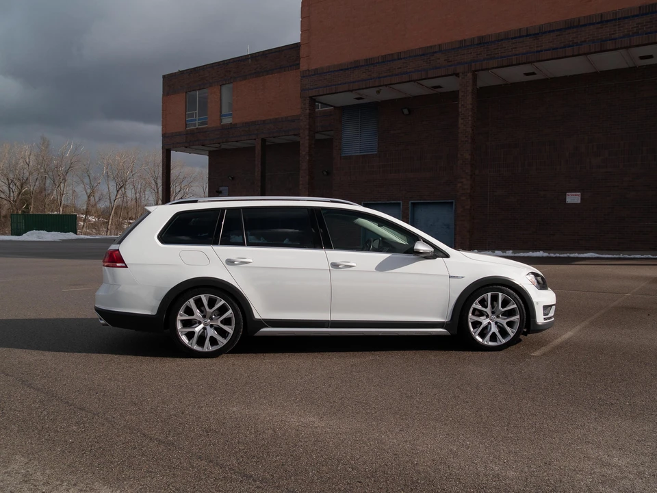 2017 Volkswagen Golf Mk7 - Image 24 of 31
