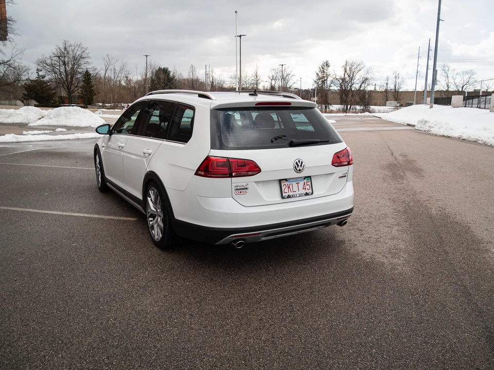 2017 Volkswagen Golf Mk7 - Image 17 of 31