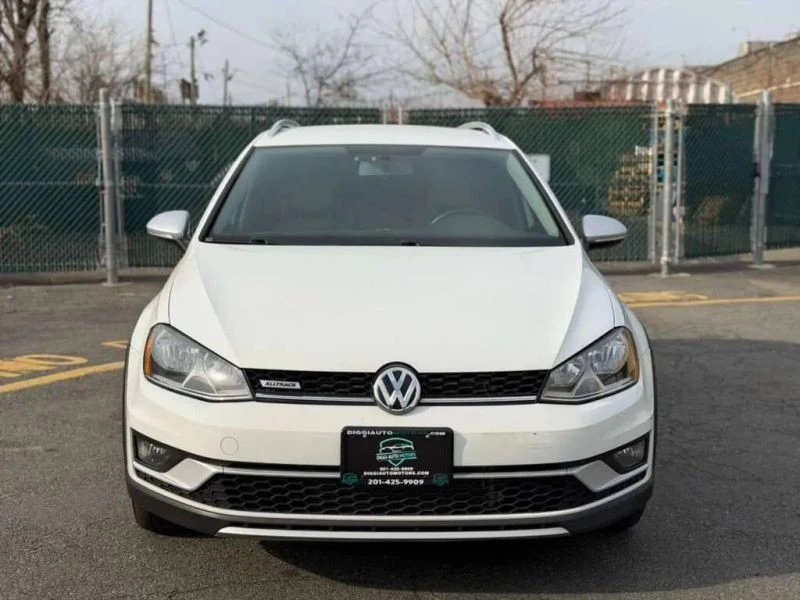 2017 Volkswagen Golf Mk7 - Image 8 of 12
