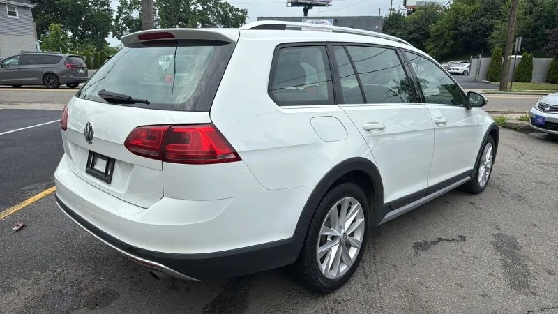 2017 Volkswagen Golf Mk7 - Image 5 of 12