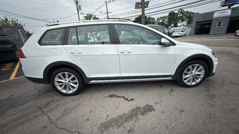 2017 Volkswagen Golf Mk7 - Image 4 of 12