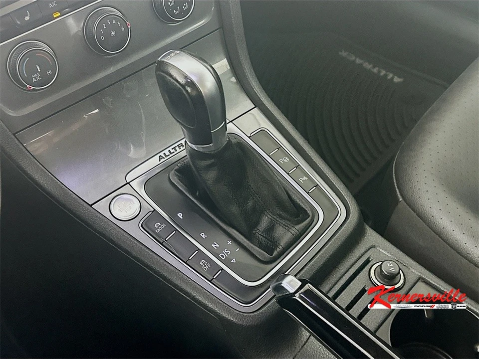2017 Volkswagen Golf Mk7 - Image 15 of 21
