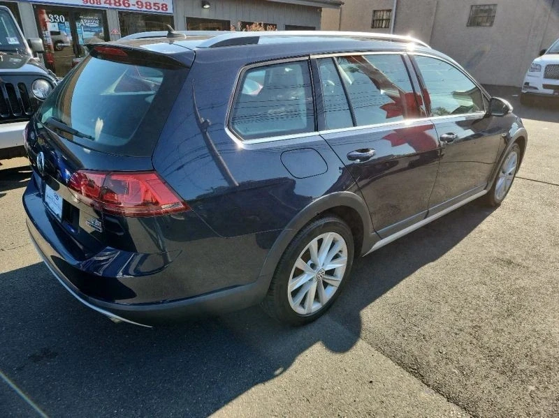 2017 Volkswagen Golf Mk7 - Image 8 of 12