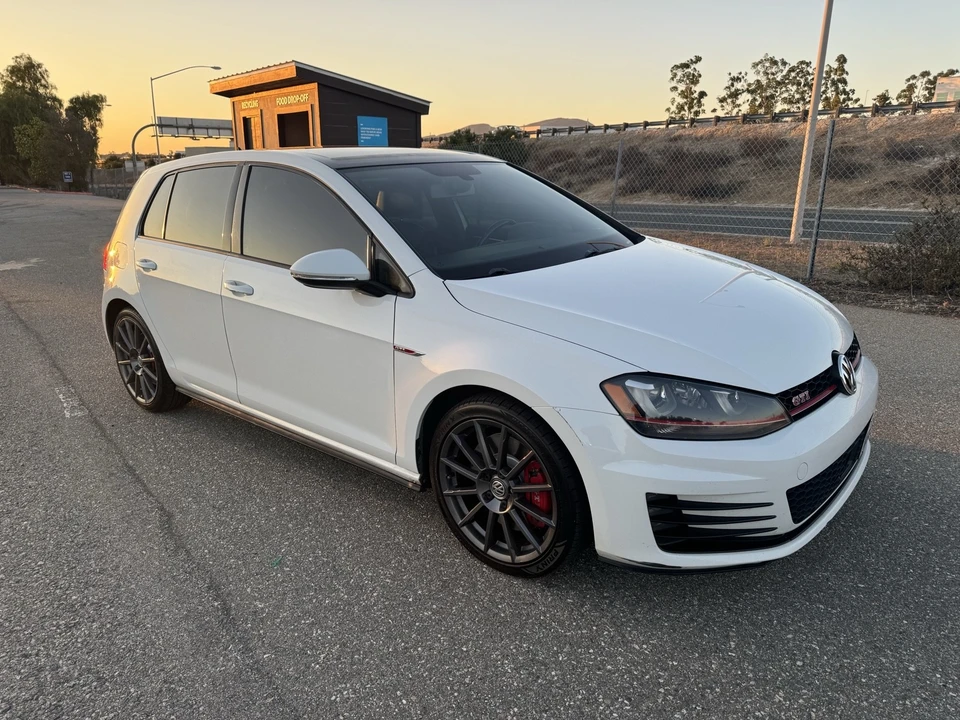 2017 Volkswagen Golf Mk7 - Image 4 of 16