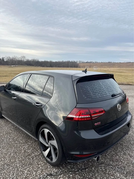 2017 Volkswagen GTI Mk7 - Image 6 of 11