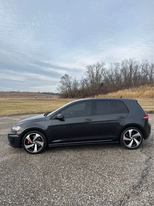 2017 Volkswagen GTI Mk7 - Image 7 of 11