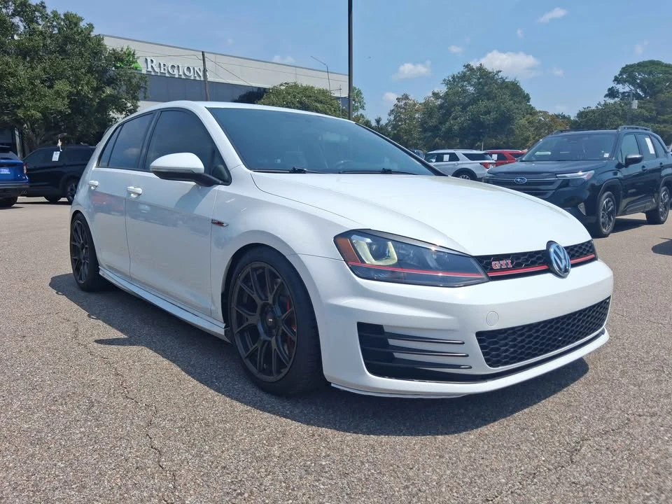 2017 Volkswagen GTI Mk7 - Image 2 of 17